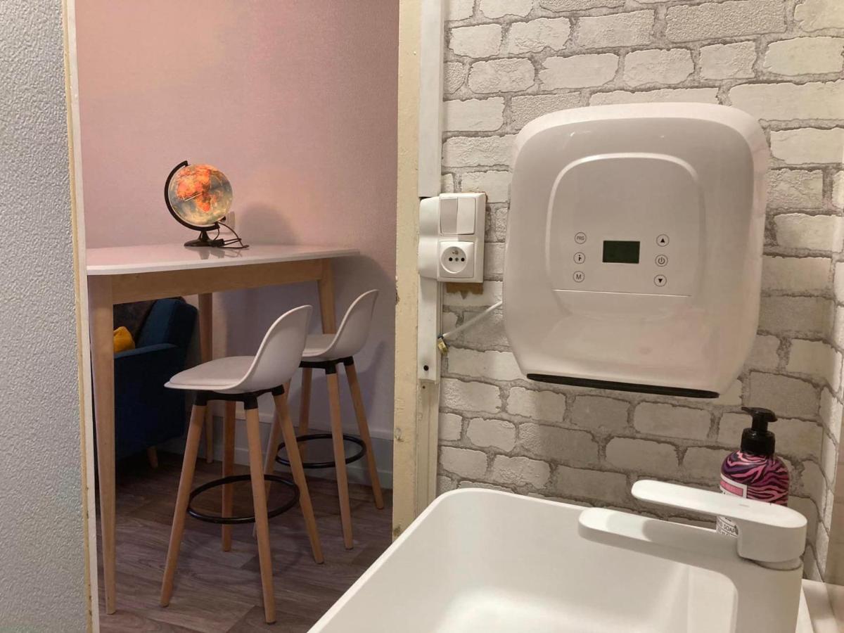 Le Voyageur Apartment Besancon Bagian luar foto