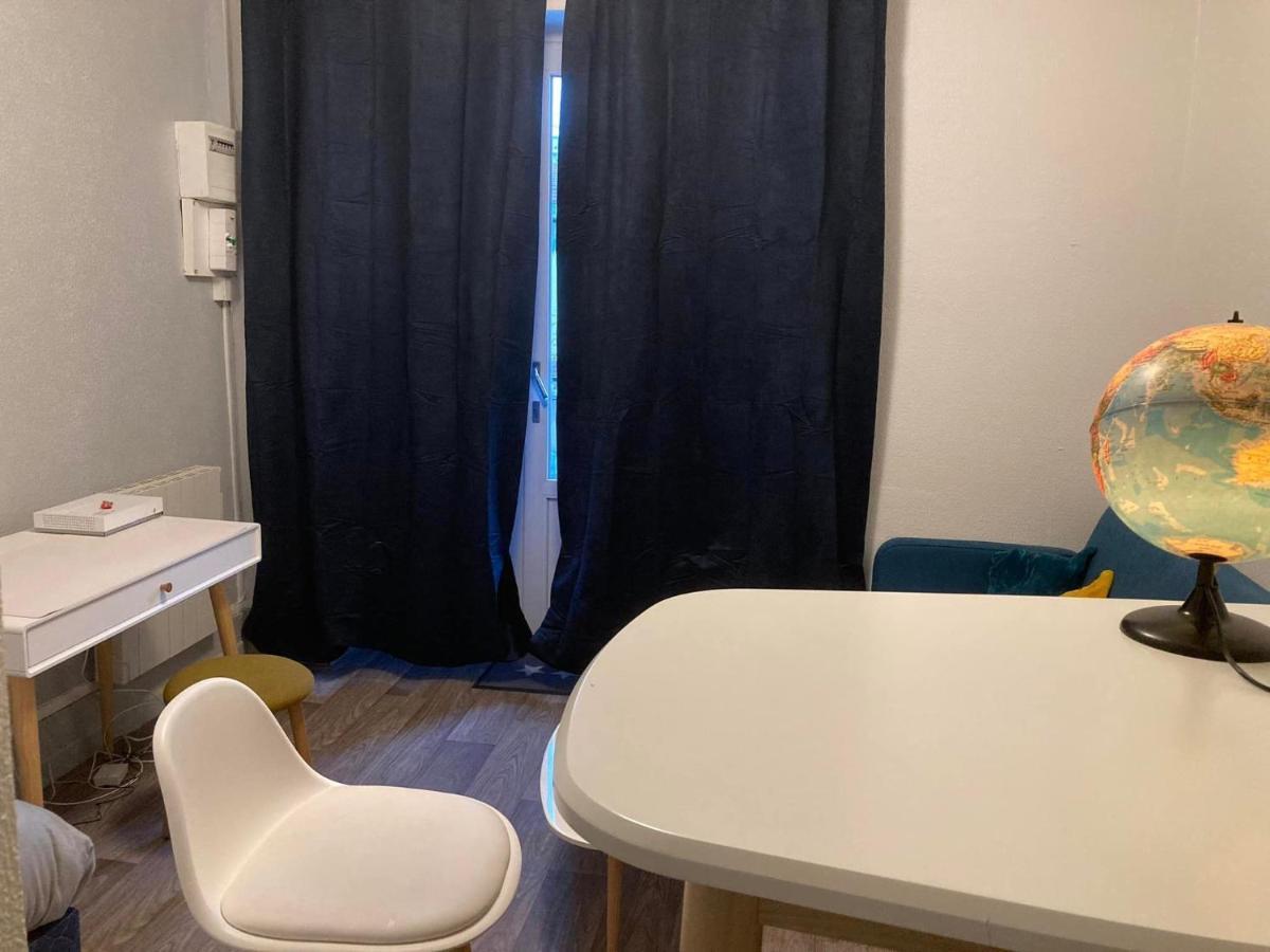 Le Voyageur Apartment Besancon Bagian luar foto